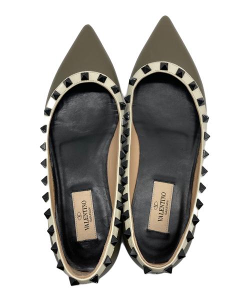 VALENTINO（ヴァレンティノ）VALENTINO (ヴァレンティノ) スタッズフラットパンプス カーキ サイズ:SIZE 37の古着・服飾アイテム