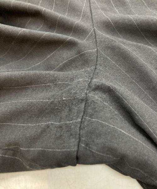 GIORGIO ARMANI CLASSICO（ジョルジオアルマーニ クラシコ）GIORGIO ARMANI CLASSICO (ジョルジオアルマーニ クラシコ) SUPER 150's ダブルセットアップ グレー サイズ:SIZE 52の古着・服飾アイテム