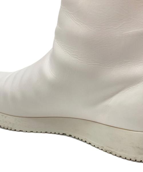 Gianvito Rossi（ジャンヴィト ロッシ）Gianvito Rossi (ジャンヴィト ロッシ) ジップアップ  レザー ショートブーツ ホワイト サイズ:SIZE 41の古着・服飾アイテム