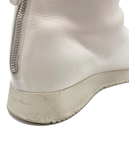 Gianvito Rossi（ジャンヴィト ロッシ）Gianvito Rossi (ジャンヴィト ロッシ) ジップアップ  レザー ショートブーツ ホワイト サイズ:SIZE 41の古着・服飾アイテム