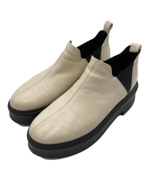 THE ROW（ザ ロウ）THE ROW (ザ ロウ) ROBIN シューズ ホワイト サイズ:SIZE 41 1/2の古着・服飾アイテム