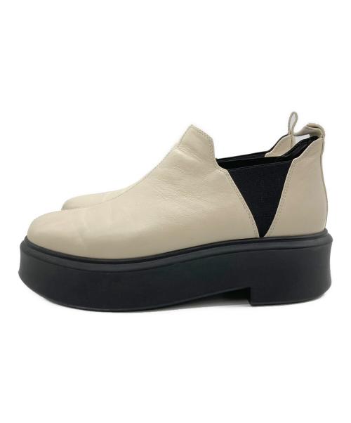 THE ROW（ザ ロウ）THE ROW (ザ ロウ) ROBIN シューズ ホワイト サイズ:SIZE 41 1/2の古着・服飾アイテム