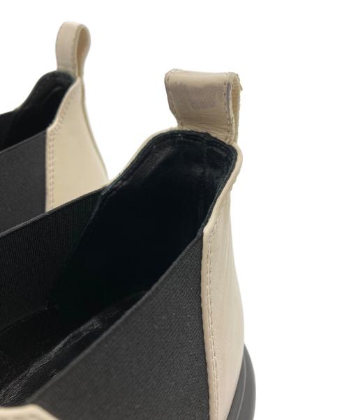 THE ROW（ザ ロウ）THE ROW (ザ ロウ) ROBIN シューズ ホワイト サイズ:SIZE 41 1/2の古着・服飾アイテム