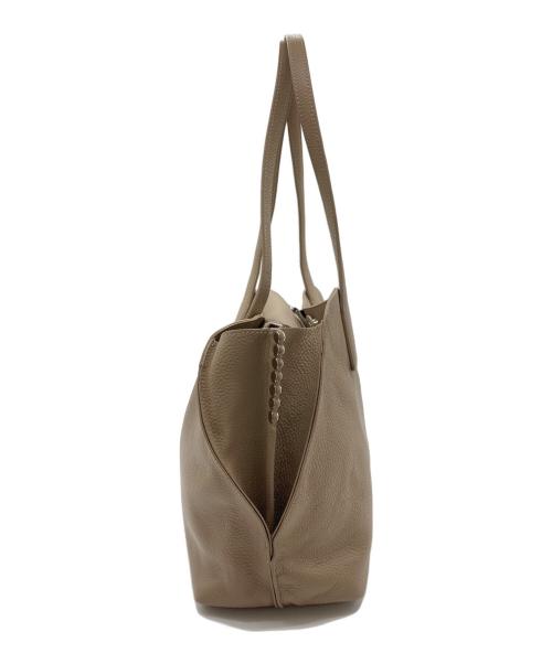 EAR（イア）EAR (イア) スタッズ仕切りトートバッグ トープの古着・服飾アイテム