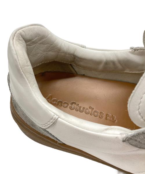 Acne studios（アクネ ストゥディオズ）Acne studios (アクネ ストゥディオス) レースアップスニーカー グレー×ホワイト サイズ:SIZE40の古着・服飾アイテム