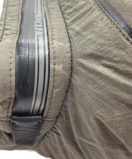 MONCLER（モンクレール）MONCLER (モンクレール) DURANCE BELT BAG カーキ サイズ:実寸サイズをご参照下さい。の古着・服飾アイテム