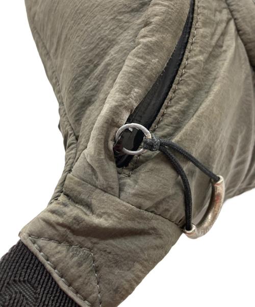 MONCLER（モンクレール）MONCLER (モンクレール) DURANCE BELT BAG カーキ サイズ:実寸サイズをご参照下さい。の古着・服飾アイテム