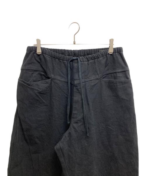 COMOLI（コモリ）COMOLI (コモリ) ブラック ドリル テーパード パンツ ブラック サイズ:3の古着・服飾アイテム