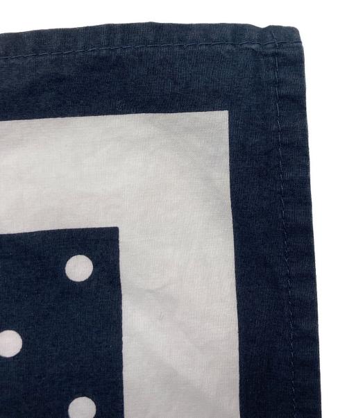 COMME des GARCONS COMME des GARCONS（コムデギャルソン コムデギャルソン）COMME des GARCONS COMME des GARCONS (コムデギャルソン コムデギャルソン) 大判 ドット柄 ストール ネイビーの古着・服飾アイテム