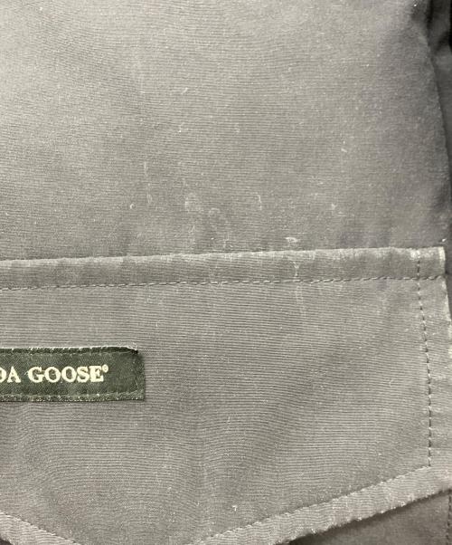 CANADA GOOSE（カナダグース）CANADA GOOSE (カナダグース) KAMLOOPS DOWN JACKET ネイビー サイズ:SIZE Sの古着・服飾アイテム