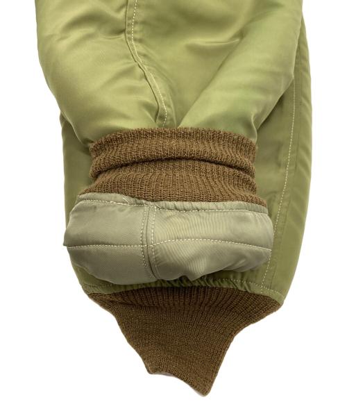BUZZ RICKSON'S（バズリクソンズ）BUZZ RICKSON'S (バズリクソンズ) B-15C カーキ サイズ:SIZE 38の古着・服飾アイテム