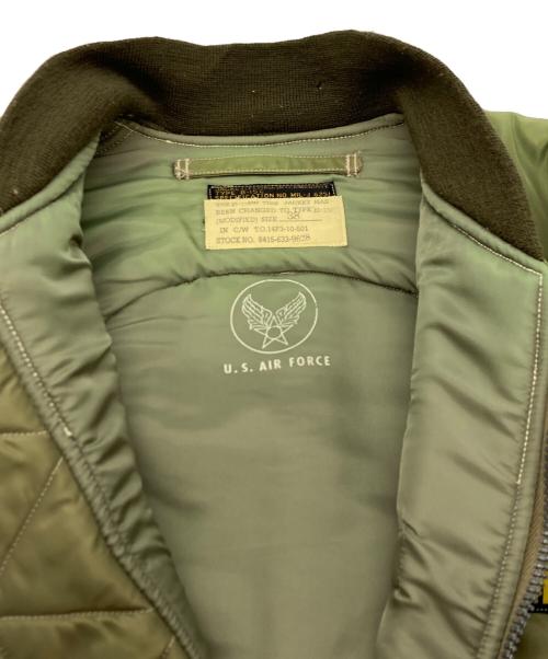 BUZZ RICKSON'S（バズリクソンズ）BUZZ RICKSON'S (バズリクソンズ) B-15C カーキ サイズ:SIZE 38の古着・服飾アイテム