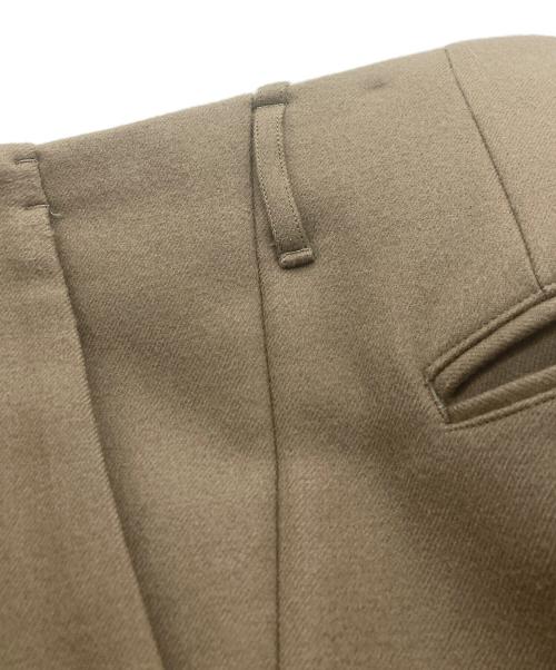 AURALEE（オーラリー）AURALEE (オーラリー) LIGHT MELTON WIDE SLACKS ベージュ サイズ:SIZE3の古着・服飾アイテム