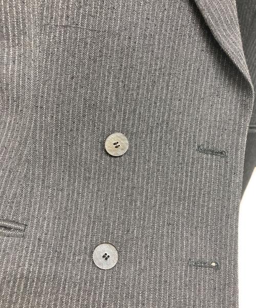 m's braque（エムズブラック）m's braque (エムズブラック) ストライプ ダブルジャケット グレー サイズ:SIZE38の古着・服飾アイテム