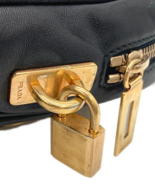 PRADA（プラダ）PRADA (プラダ) パンチング レザー スタッズ ハンドバッグ ブラックの古着・服飾アイテム