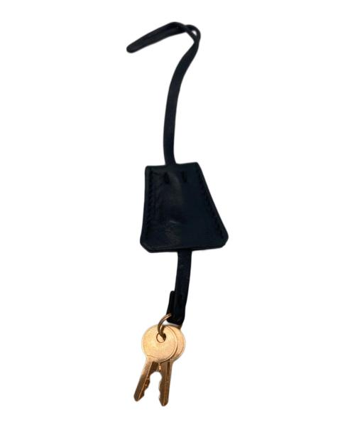 PRADA（プラダ）PRADA (プラダ) パンチング レザー スタッズ ハンドバッグ ブラックの古着・服飾アイテム