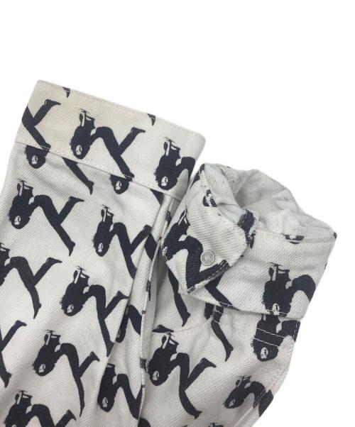Calvin Klein Jeans（カルバンクラインジーンズ）Calvin Klein Jeans (カルバンクラインジーンズ) Allover Icon Printed Trucker Jacket/デニムジャケット ホワイト×ネイビー サイズ:SIZE XLの古着・服飾アイテム