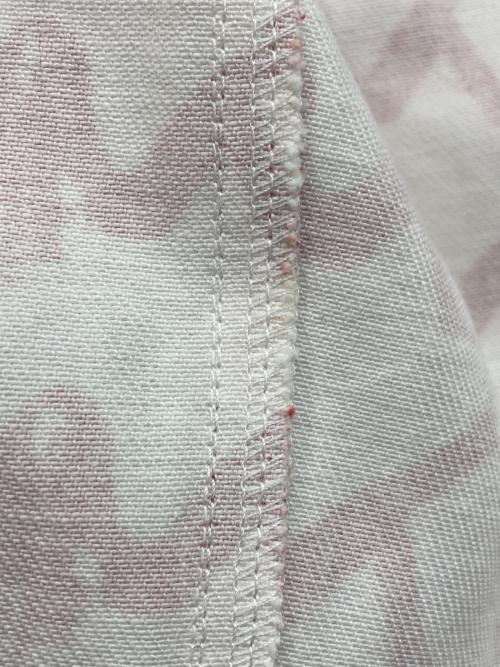 Calvin Klein Jeans（カルバンクラインジーンズ）Calvin Klein Jeans (カルバンクラインジーンズ) Allover Icon Printed Trucker Jacket/デニムジャケット ホワイト×レッド サイズ:SIZE Lの古着・服飾アイテム