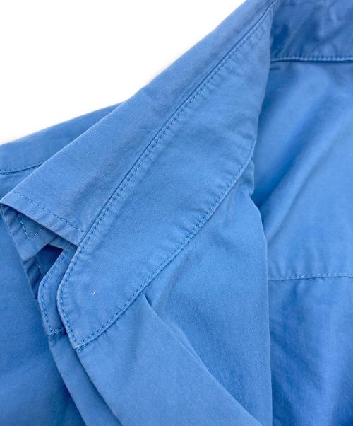 SOFTHYPHEN（ソフトハイフン）SOFTHYPHEN (ソフトハイフン) ダブルフロントオーバーサイズシャツ ブルー サイズ:SIZE3の古着・服飾アイテム