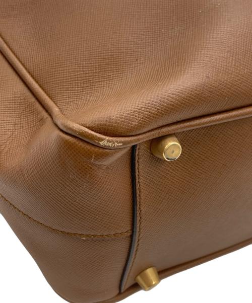 PRADA（プラダ）PRADA (プラダ) サフィアーノレザーハンドバッグ ブラウンの古着・服飾アイテム