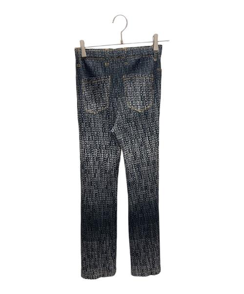 PLEATS PLEASE（プリーツプリーズ）PLEATS PLEASE (プリーツプリーズ) ロゴデニム転写プリーツパンツ ブラック サイズ:SIZE3の古着・服飾アイテム