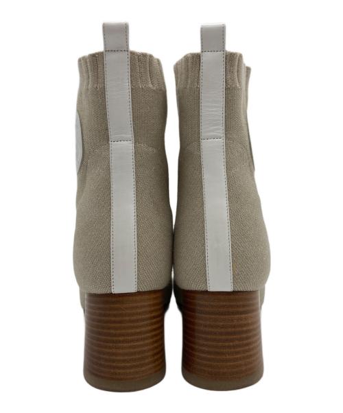 HERMES（エルメス）HERMES (エルメス) ショートブーツ アイボリー サイズ:SIZE 36 1/2の古着・服飾アイテム