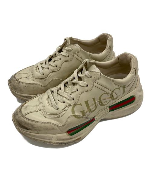 GUCCI（グッチ）GUCCI (グッチ) スニーカー ベージュ サイズ:SIZE5の古着・服飾アイテム