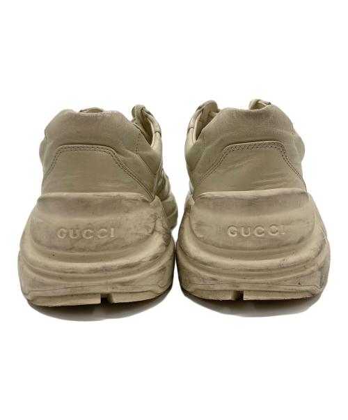 GUCCI（グッチ）GUCCI (グッチ) スニーカー ベージュ サイズ:SIZE5の古着・服飾アイテム
