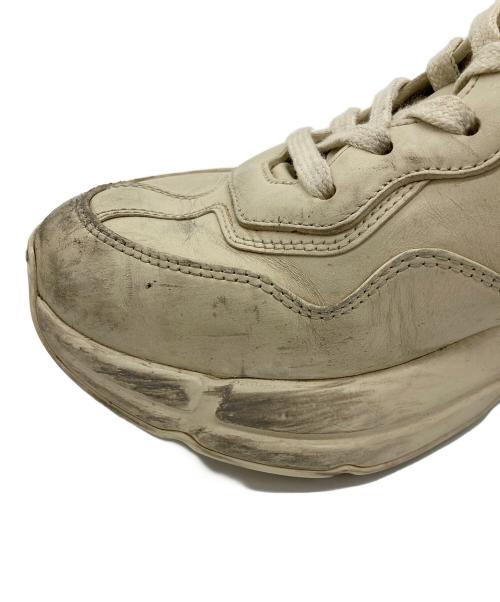 GUCCI（グッチ）GUCCI (グッチ) スニーカー ベージュ サイズ:SIZE5の古着・服飾アイテム