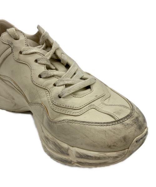 GUCCI（グッチ）GUCCI (グッチ) スニーカー ベージュ サイズ:SIZE5の古着・服飾アイテム