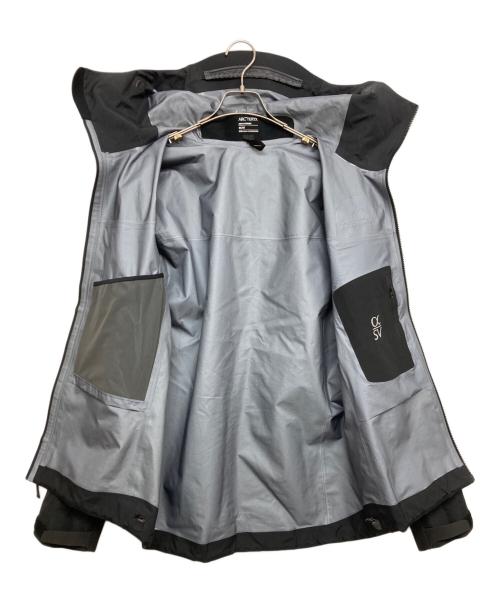 ARC'TERYX（アークテリクス）ARC'TERYX (アークテリクス) Alpha SV GORE-TEXシェル ジャケット ブラック サイズ:SIZE Mの古着・服飾アイテム