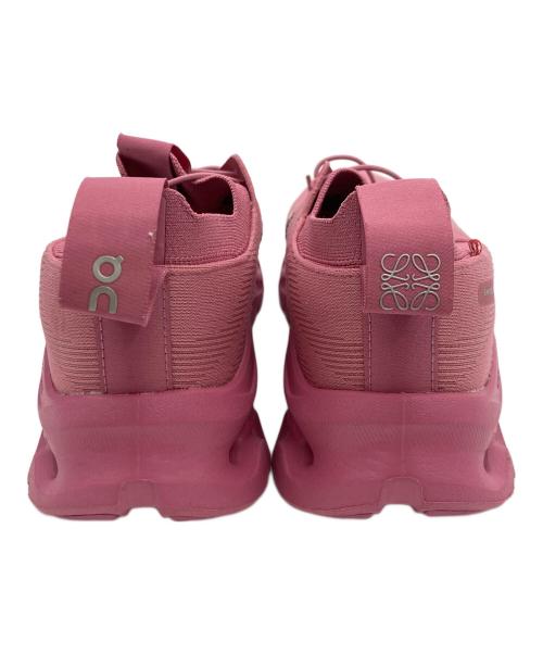 on（オン）on (オン) LOEWE (ロエベ) Cloudtiltスニーカー ピンク サイズ:SIZE23.0cmの古着・服飾アイテム