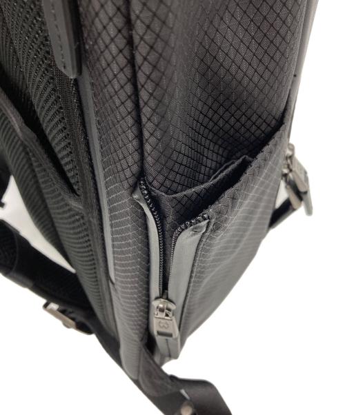 HUNTING WORLD（ハンティングワールド）HUNTING WORLD (ハンティングワールド) ユーティリティネオ/バックパック ブラック サイズ:実寸サイズをご参照下さい。の古着・服飾アイテム