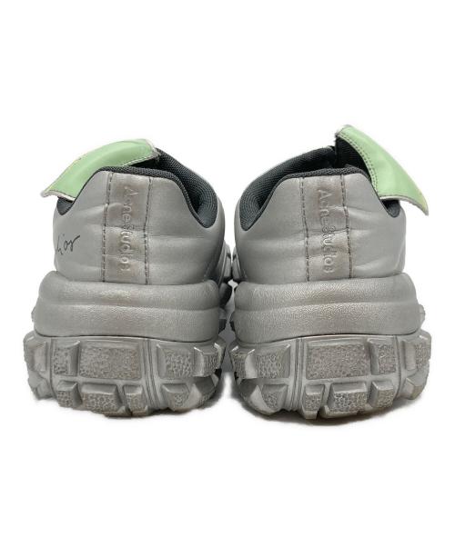 Acne studios（アクネ ストゥディオズ）Acne studios (アクネ ストゥディオズ) Bolzter Football シルバー サイズ:EU39の古着・服飾アイテム