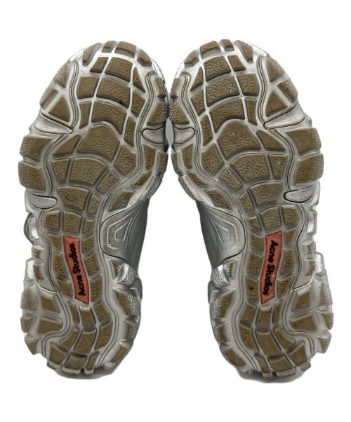 Acne studios（アクネ ストゥディオズ）Acne studios (アクネ ストゥディオズ) Bolzter Football シルバー サイズ:EU39の古着・服飾アイテム