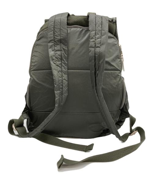 LeSportsac（レスポートサック）LeSportsac (レスポートサック) Essential Collection modern flap backpack カーキの古着・服飾アイテム