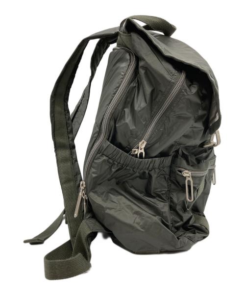 LeSportsac（レスポートサック）LeSportsac (レスポートサック) Essential Collection modern flap backpack カーキの古着・服飾アイテム