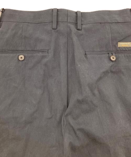 TOMORROW LAND（トゥモローランド）TOMORROW LAND (トゥモローランド) コットンナイロンツイル 2タックワイドストレートパンツ ネイビー サイズ:SIZE XSの古着・服飾アイテム