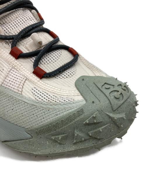 NIKE ACG（ナイキエーシージー）NIKE ACG (ナイキエーシージー) Mountain Fly 2 Low GORE-TEX ホワイト サイズ:SIZE24.5cmの古着・服飾アイテム