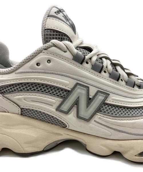 NEW BALANCE（ニューバランス）NEW BALANCE (ニューバランス) ローカットスニーカー グレー×ホワイト サイズ:26㎝の古着・服飾アイテム