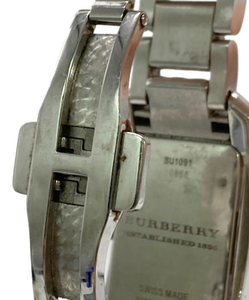 BURBERRY（バーバリー）BURBERRY (バーバリー) レクタンギュラーウォッチの古着・服飾アイテム