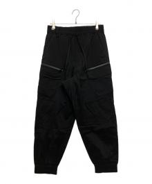 WHITE MOUNTAINEERING（ホワイトマウンテ二アニング）の古着「WIDE CARGO JOGGER PANTS」｜ブラック