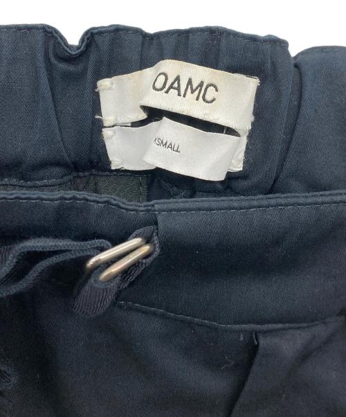 OAMC（オーエーエムシー）OAMC (オーエーエムシー) CROPPED REGS PANT ネイビー サイズ:SIZE XSの古着・服飾アイテム