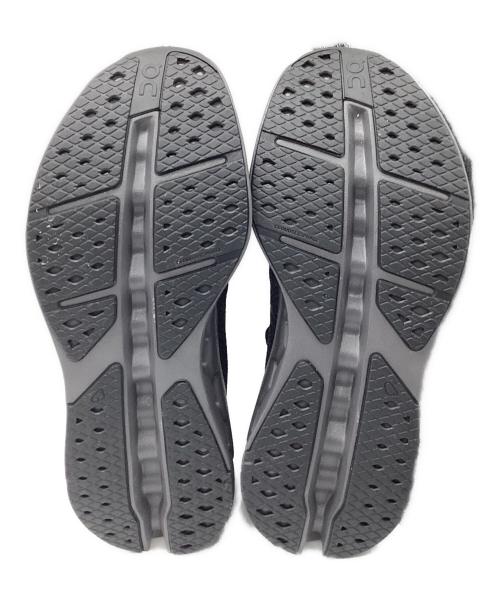 on（オン）on (オン) Cloudsurfer Max クラウドサーファー マックス ブラック サイズ:USM8.5の古着・服飾アイテム