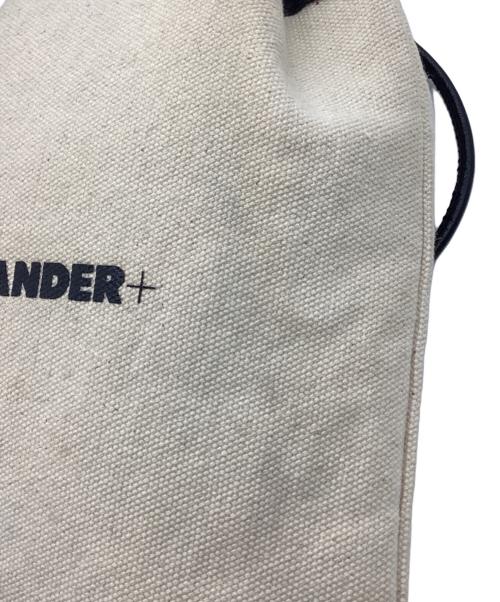 JIL SANDER（ジルサンダー）JIL SANDER (ジルサンダー) DRST ロゴ ポーチ/ドローストリングポーチ アイボリー×ブラック サイズ:実寸サイズをご参照下さい。の古着・服飾アイテム