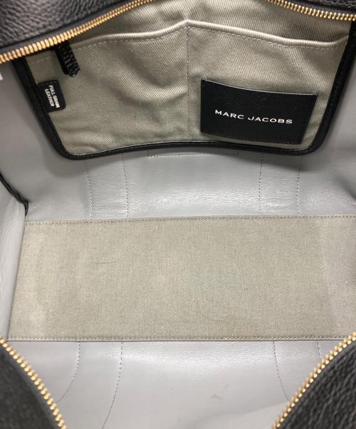MARC JACOBS（マークジェイコブス）MARC JACOBS (マークジェイコブス) ザ レザー トート バッグ ラージ ブラック サイズ:実寸サイズをご参照下さい。の古着・服飾アイテム