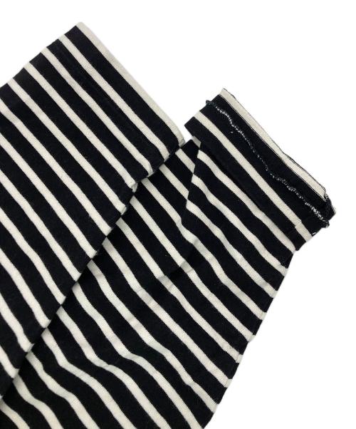 COMOLI（コモリ）COMOLI (コモリ) ボートネックボーダーカットソー ホワイト×ブラック サイズ:SIZE2の古着・服飾アイテム