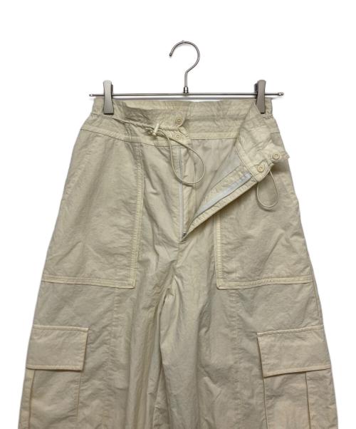 MAISON SPECIAL（メゾンスペシャル）MAISON SPECIAL (メゾンスペシャル) ドローストーリングコクーンカーゴパンツ ベージュ サイズ:SIZE 36の古着・服飾アイテム