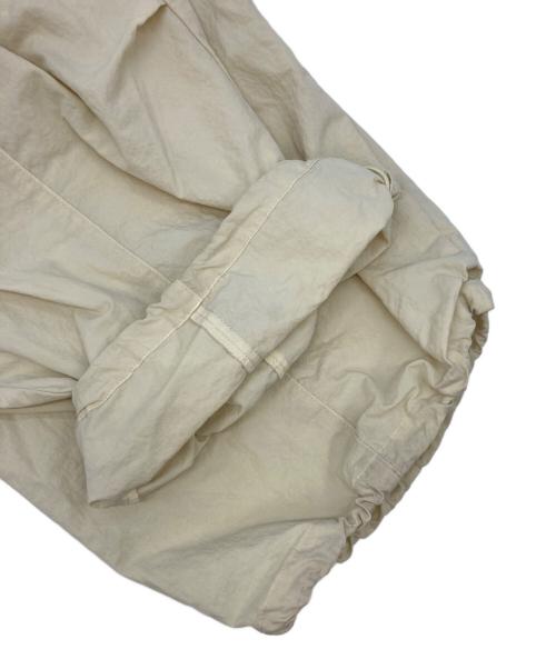 MAISON SPECIAL（メゾンスペシャル）MAISON SPECIAL (メゾンスペシャル) ドローストーリングコクーンカーゴパンツ ベージュ サイズ:SIZE 36の古着・服飾アイテム