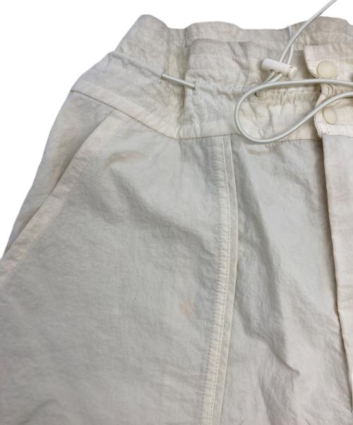 MAISON SPECIAL（メゾンスペシャル）MAISON SPECIAL (メゾンスペシャル) ドローストーリングコクーンカーゴパンツ ベージュ サイズ:SIZE 36の古着・服飾アイテム